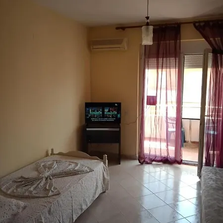 Lungomare 1 Apartment *